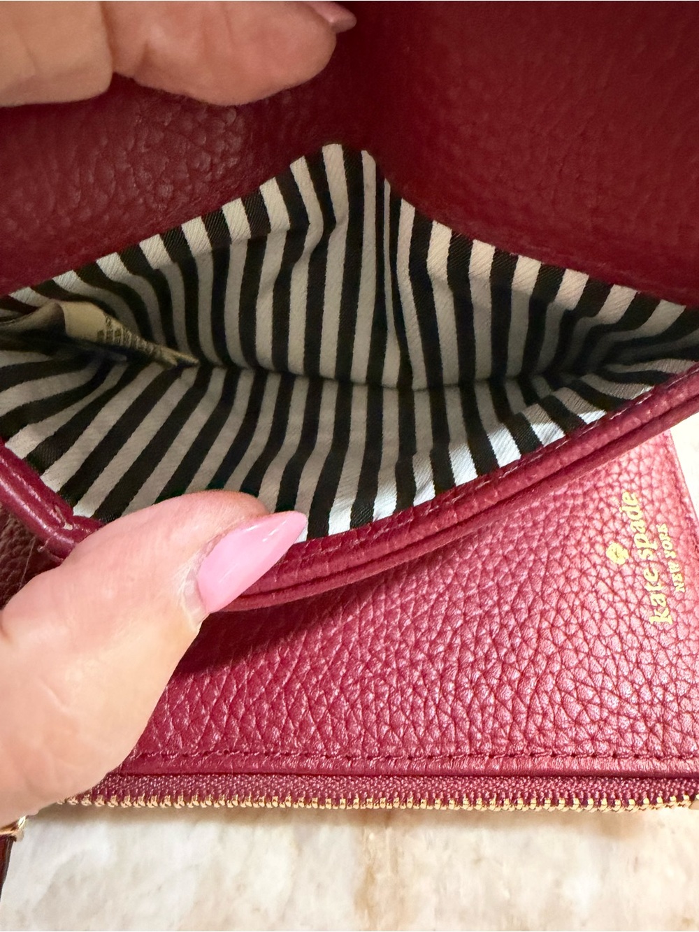 Kate Spade Jackson Street Meredith Wallet in Fig Jam Red GUC - Picture 10 of 16